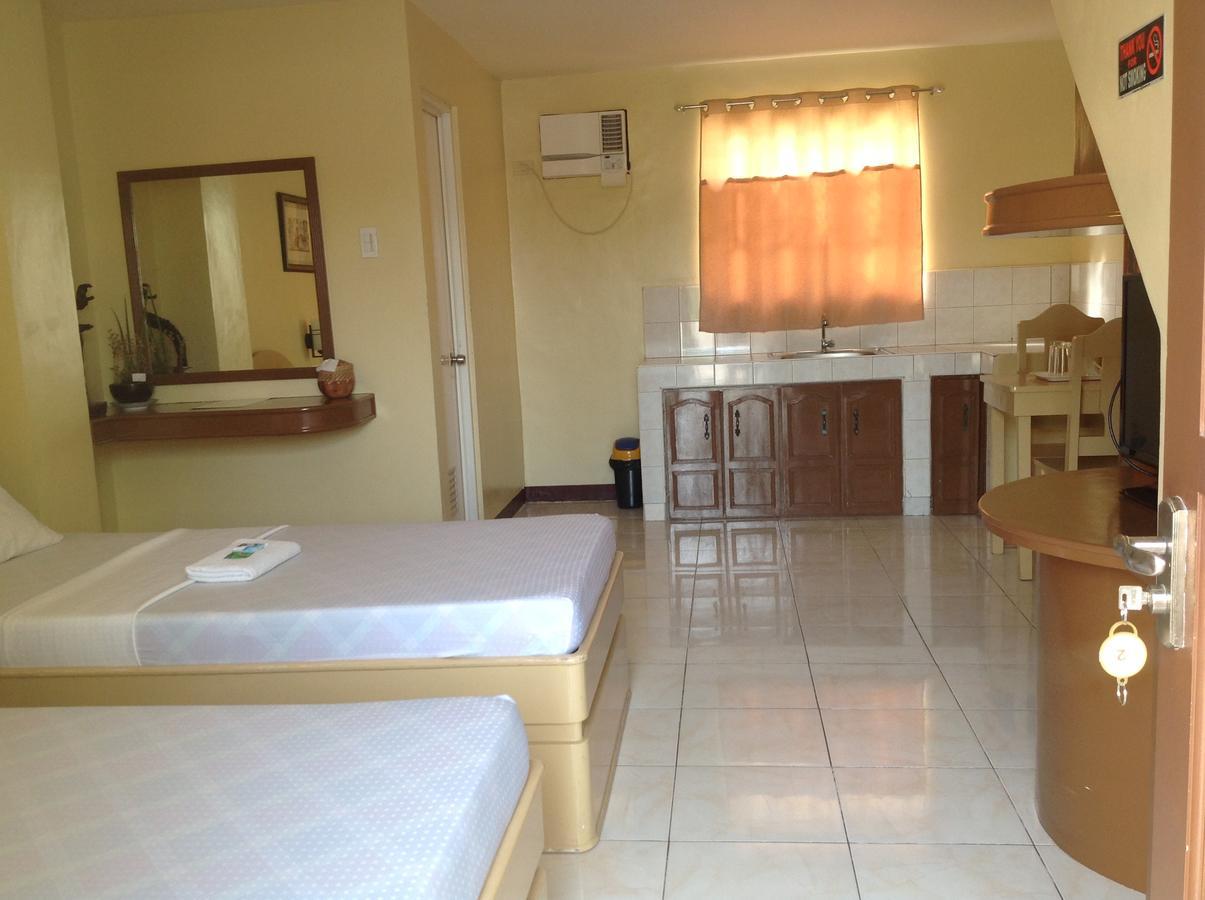 Danel Pensionne House Tacloban Exterior photo