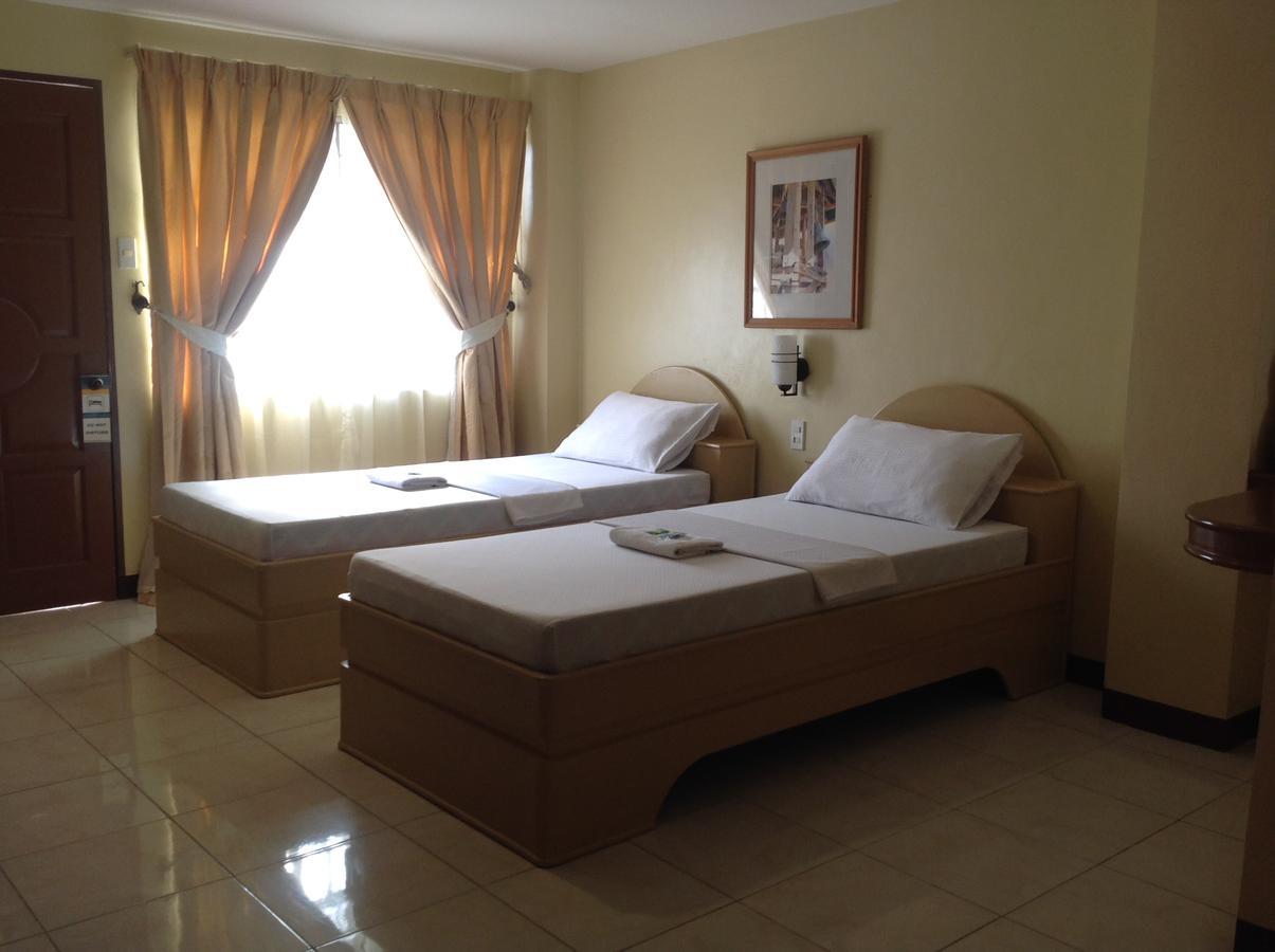 Danel Pensionne House Tacloban Exterior photo
